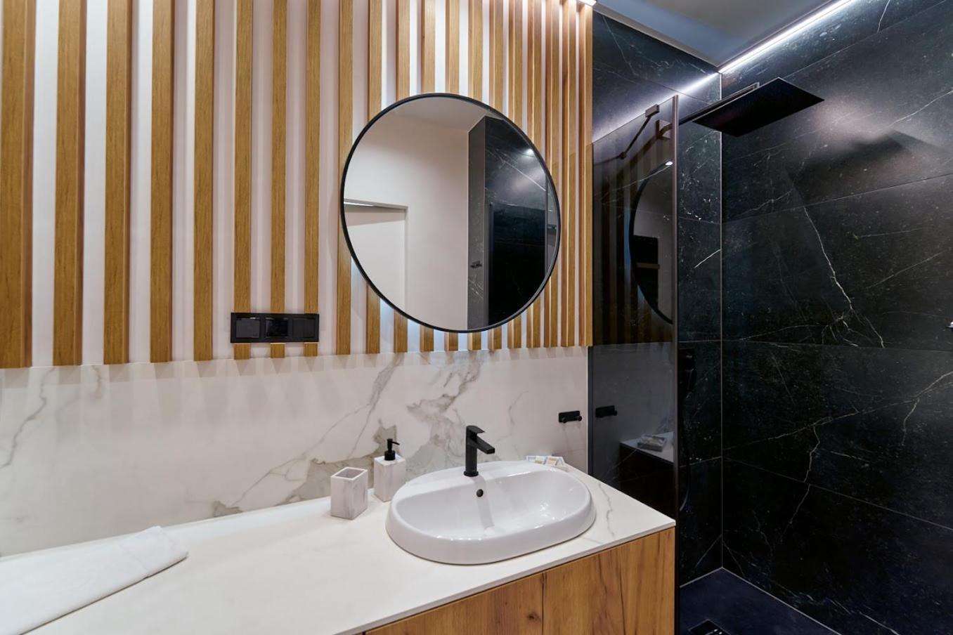 Laguna Ogrody Pieniawskie 33 Emerald Vip-Z Balkonem Polanica-Zdrój Kültér fotó